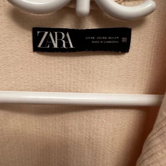 Zara Cream Jacket - Picture 2 of 3